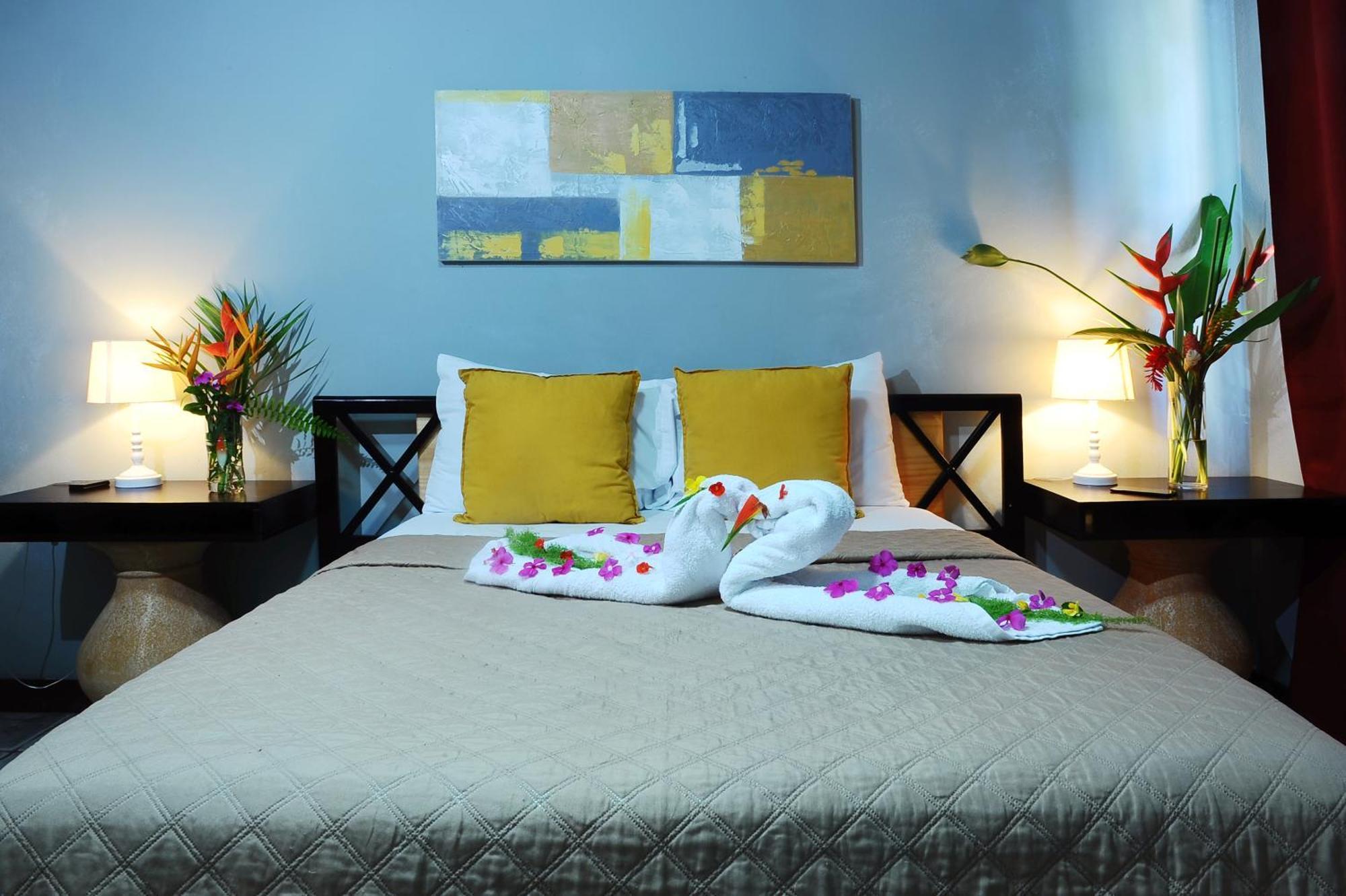 Private Fully Furnished Home At Wide Mouth Frog Hostel Quepos Eksteriør billede