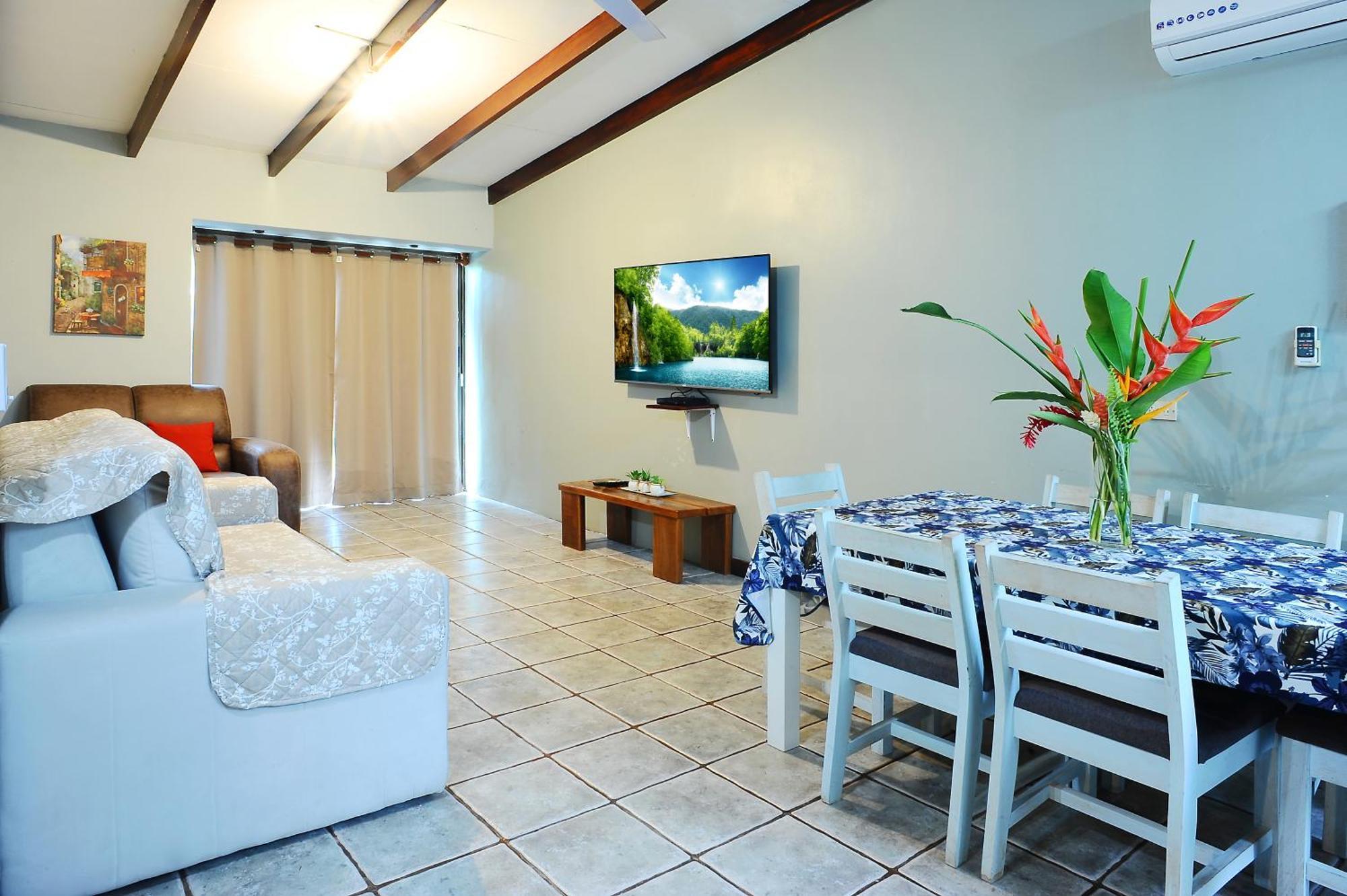 Private Fully Furnished Home At Wide Mouth Frog Hostel Quepos Eksteriør billede