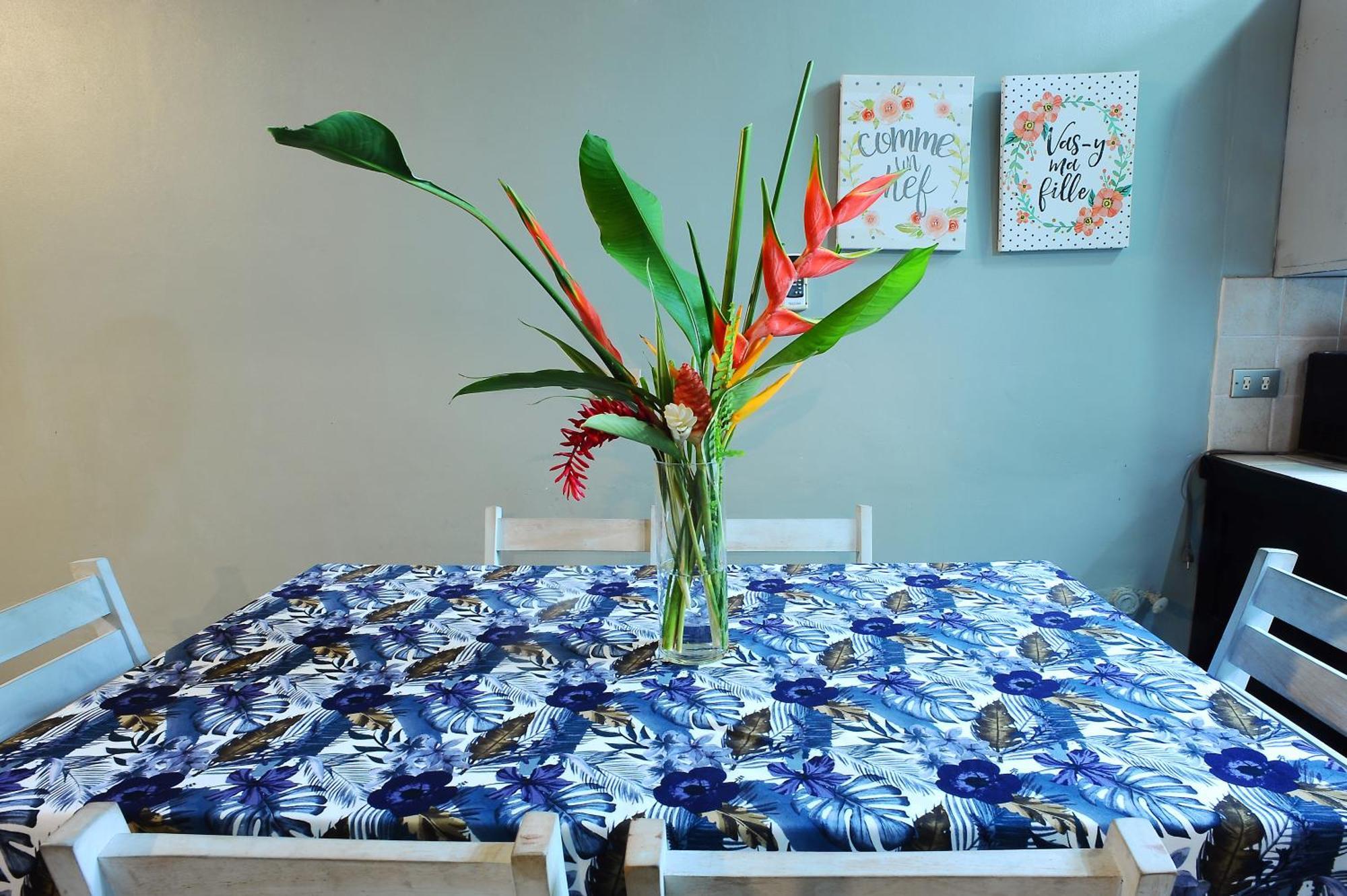 Private Fully Furnished Home At Wide Mouth Frog Hostel Quepos Eksteriør billede
